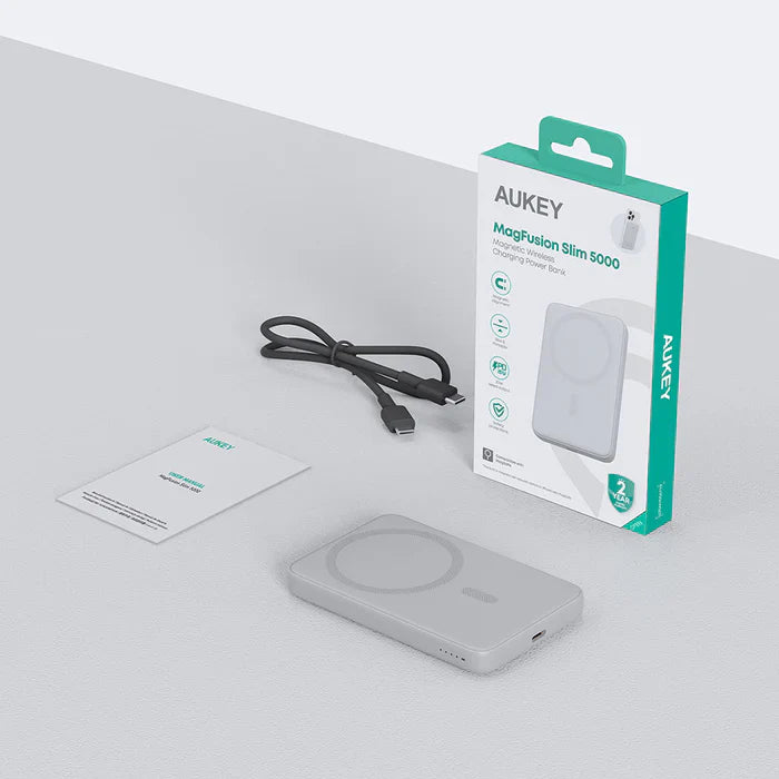 AUKEY PB-MS03 MagFusion Slim Magnetic Wireless Charging Power Bank - 15W / 5000mAh / USB-C / Black
