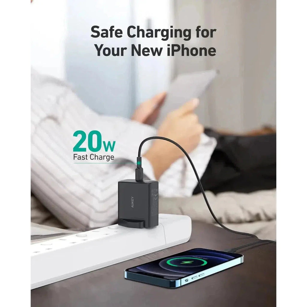 Aukey Pa-F3S Bk Dual Port 32W - Pd Usb C Wall Charger - Black