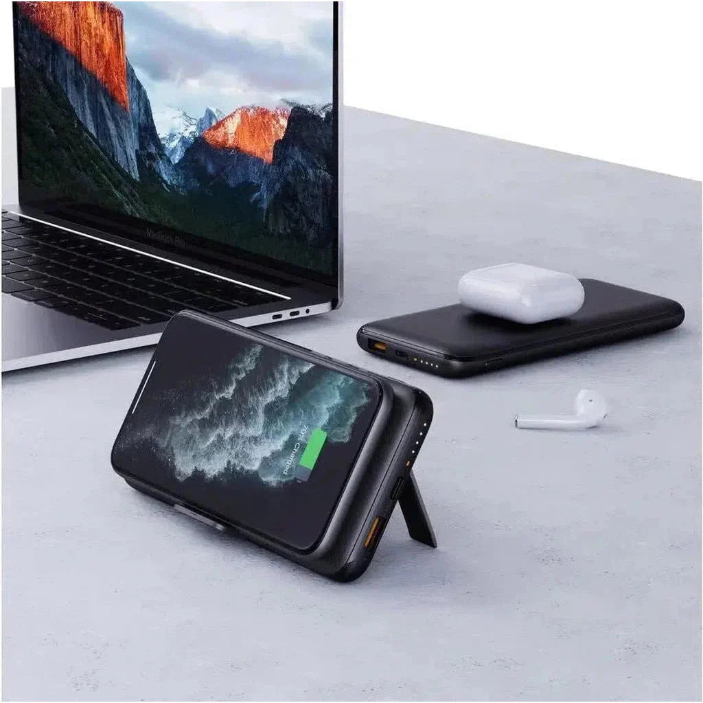 Aukey Pb-Wl02 10,000Mah Wireless Charging Power Bank - Black