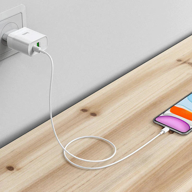 Hoco Fast Charger Set with Cable - 20W / Type-C / Lightning / White