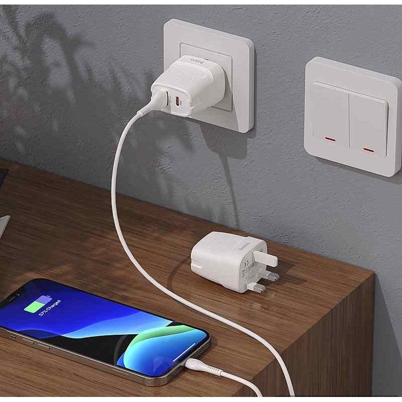 Hoco Mc35 PD20W + QC 3.0 Fast Charger UK Plug