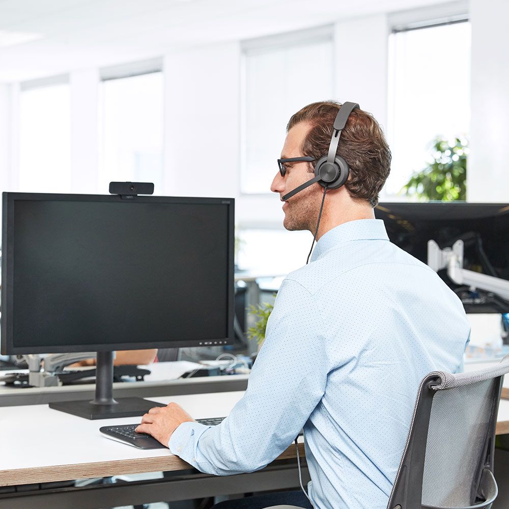 Logitech Zone Wired Teams USB Headset Features Premium Audio Drivers and Advanced Noise-Canceling Mic Technology - Grey