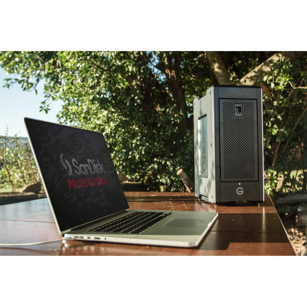 SanDisk Professional G-Raid Shuttle 8 144TB Up to 1900MB/s Read, 2000MB/s Write, Thunderbolt 3 (40Gbps), USB-C (10Gbps), UltraStar Hard Drive