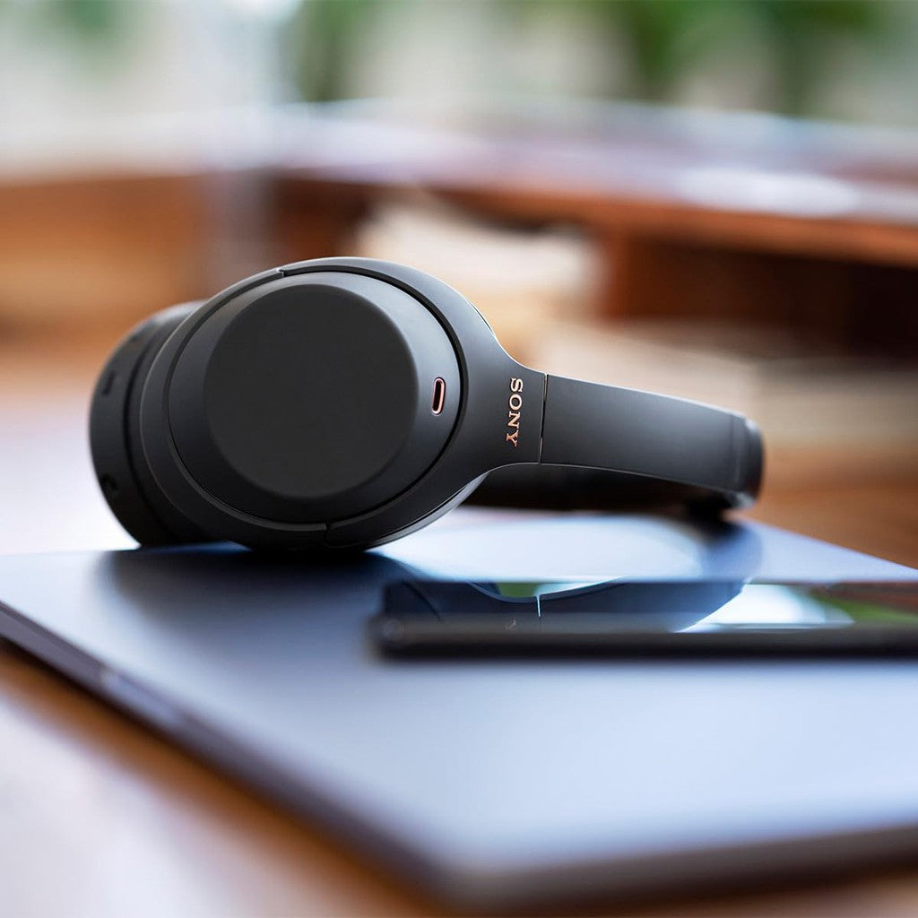 Sony WH-1000XM4 Noise Cancelling Headphone - Over-Ear / Wireless / Black