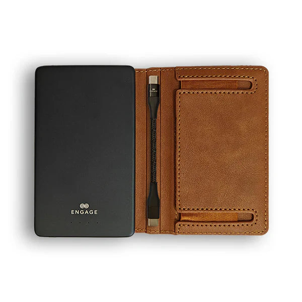 Engage 5000Mah Magnetic Power Bank Wallet Light Brown